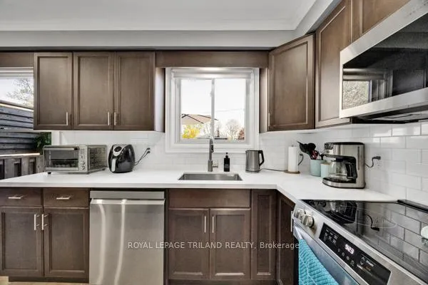 Photo 16 of 59 Vanier Place, St. Thomas — HOMEH