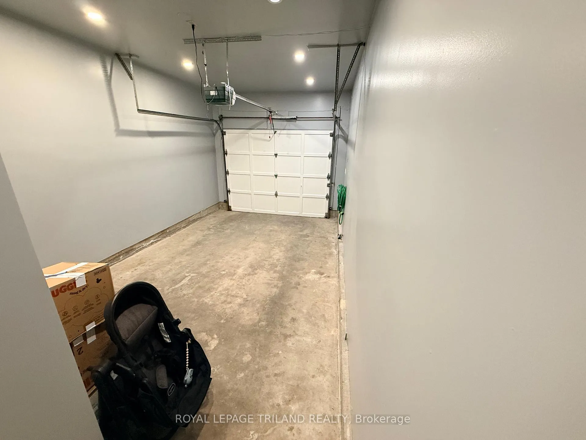 Photo 43 of 59 Vanier Place, St. Thomas — HOMEH