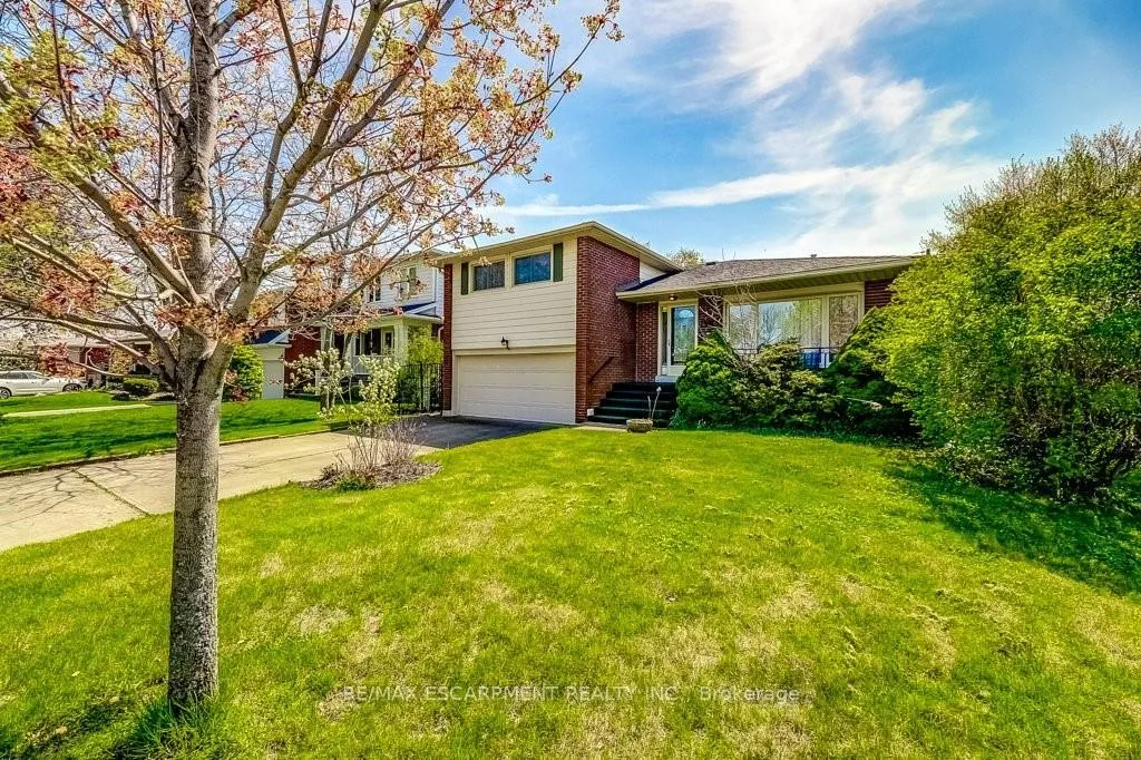Photo 4 of 4356 Dublin Crescent, Burlington, Shoreacres — HOMEH
