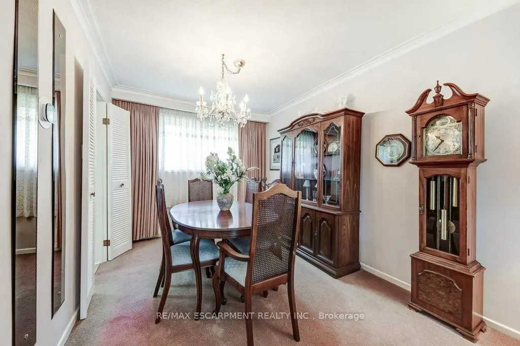Photo 13 of 4356 Dublin Crescent, Burlington, Shoreacres — HOMEH