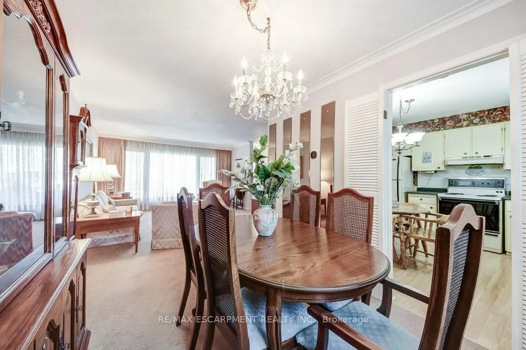 Photo 14 of 4356 Dublin Crescent, Burlington, Shoreacres — HOMEH