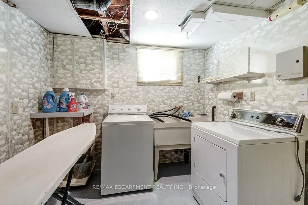 Photo 38 of 4356 Dublin Crescent, Burlington, Shoreacres — HOMEH