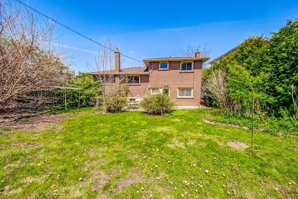 Photo 44 of 4356 Dublin Crescent, Burlington, Shoreacres — HOMEH