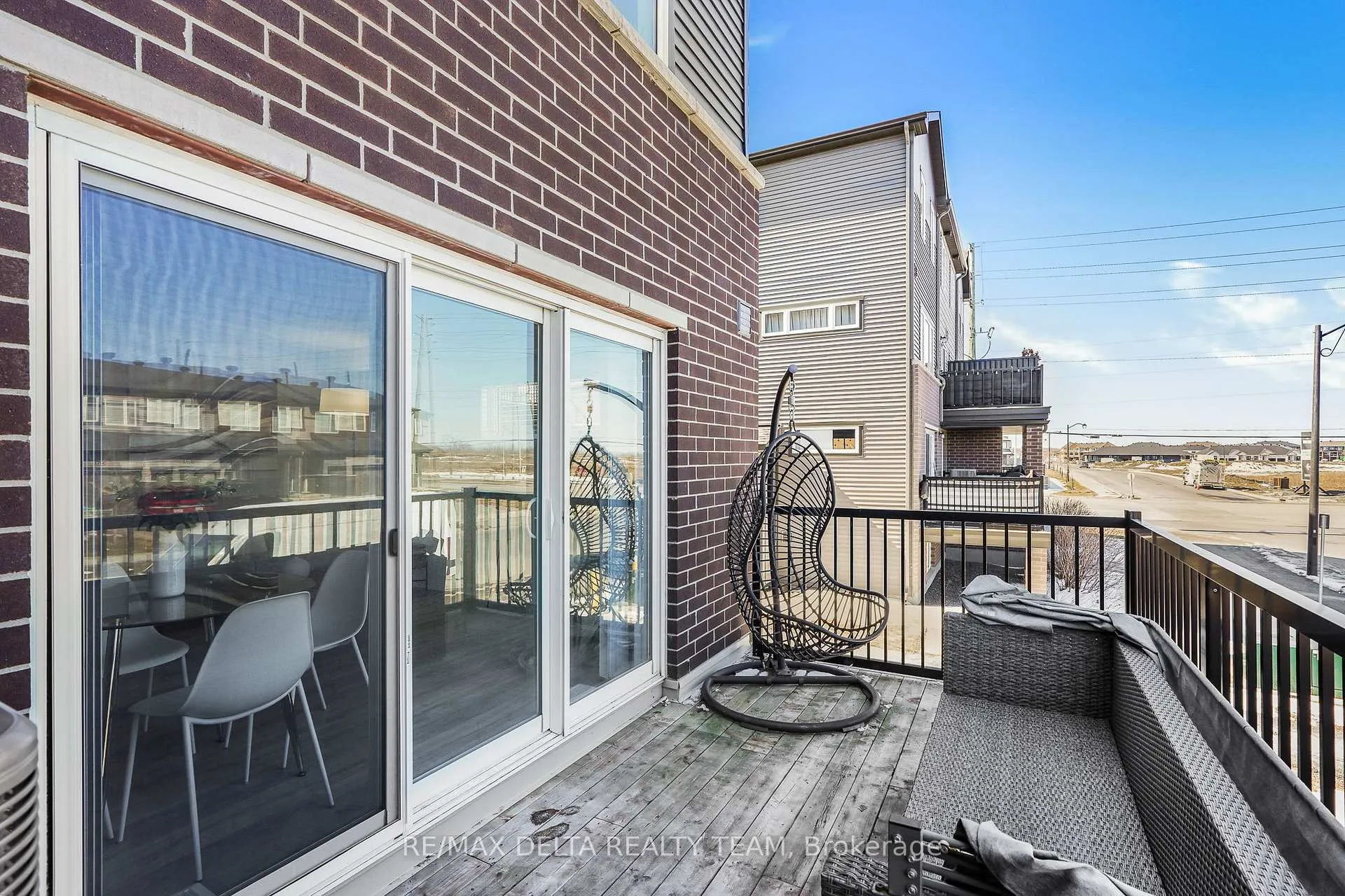 Photo 18 of Unit D, 516 Decoeur Drive, Ottawa, Avalon West — HOMEH