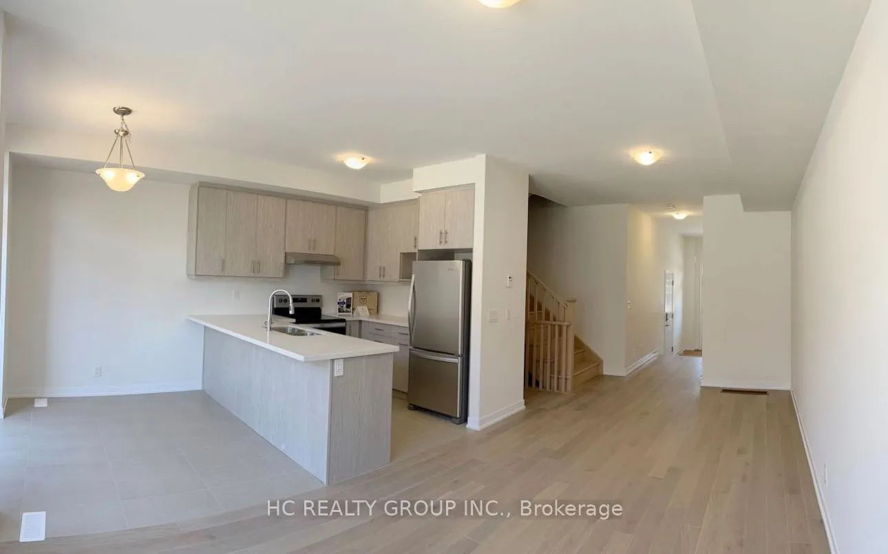 Photo 4 of 38 Harvey Bunker Crescent, Markham, Angus Glen — HOMEH