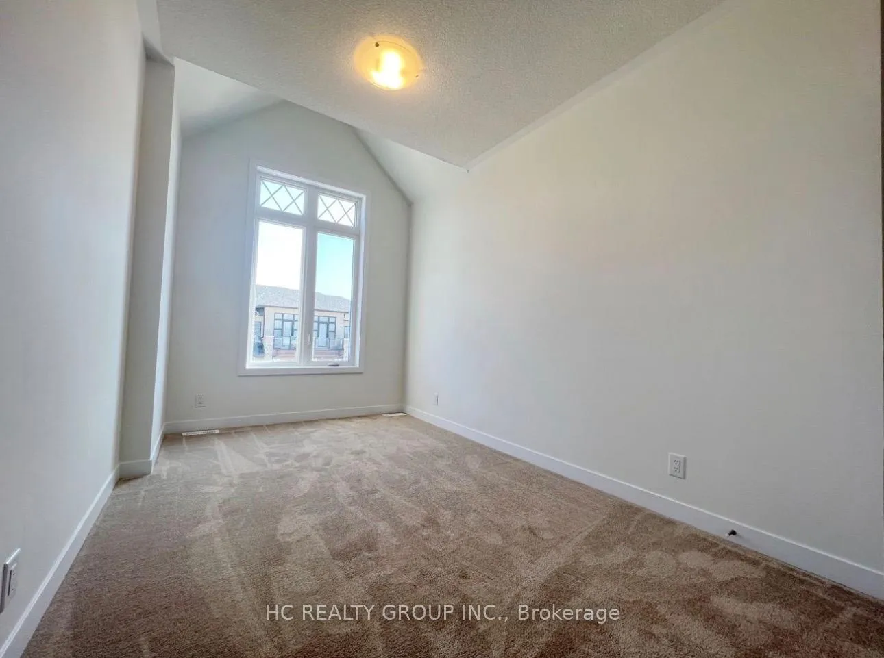 Photo 16 of 38 Harvey Bunker Crescent, Markham, Angus Glen — HOMEH