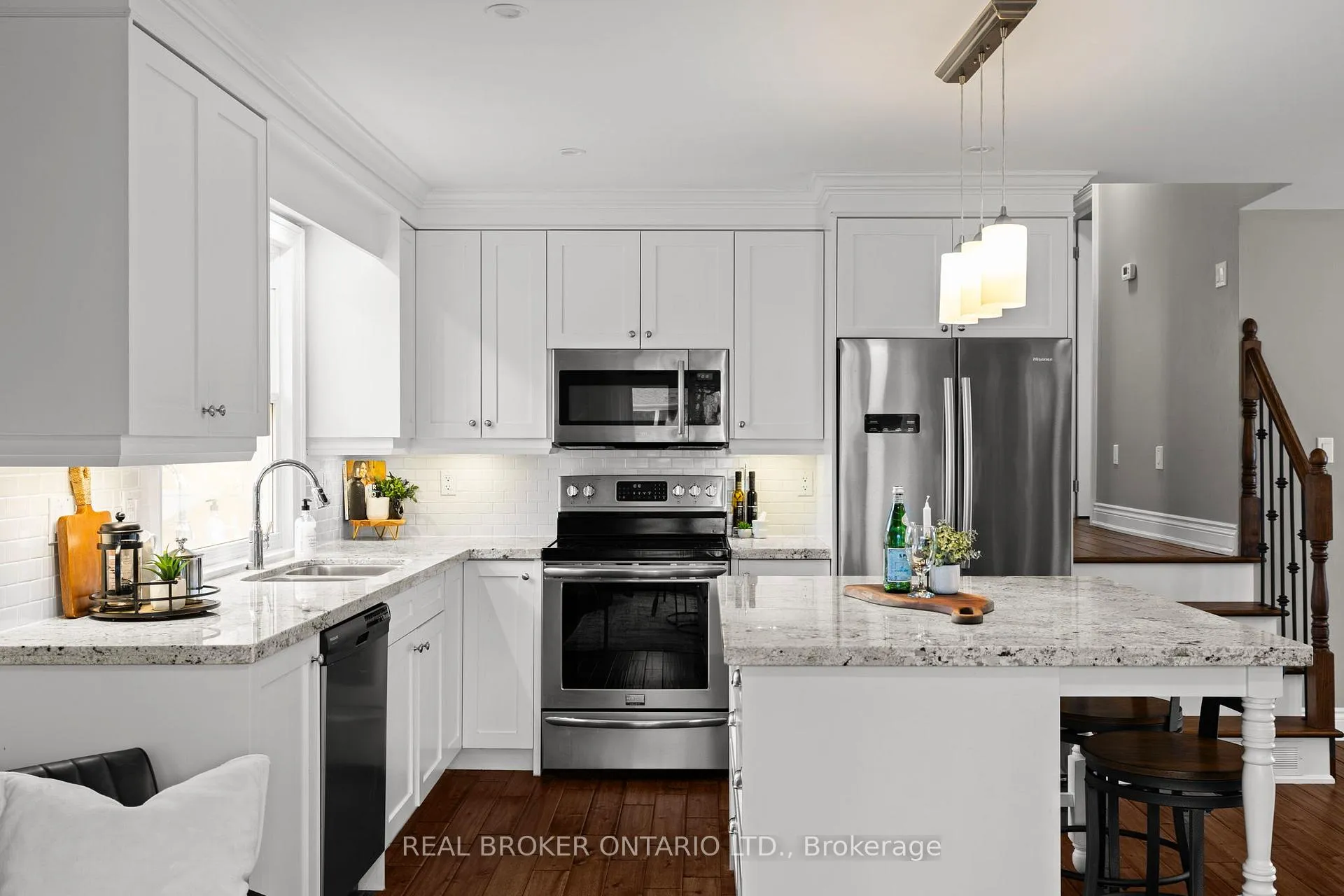 Photo 6 of 319 Brewery Lane, Orillia — HOMEH