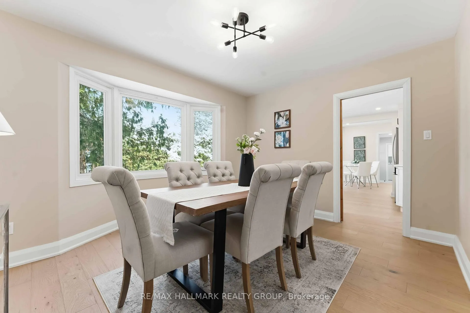 Photo 6 of 19 Kingsford Crescent, Ottawa, Kanata - Beaverbrook — HOMEH