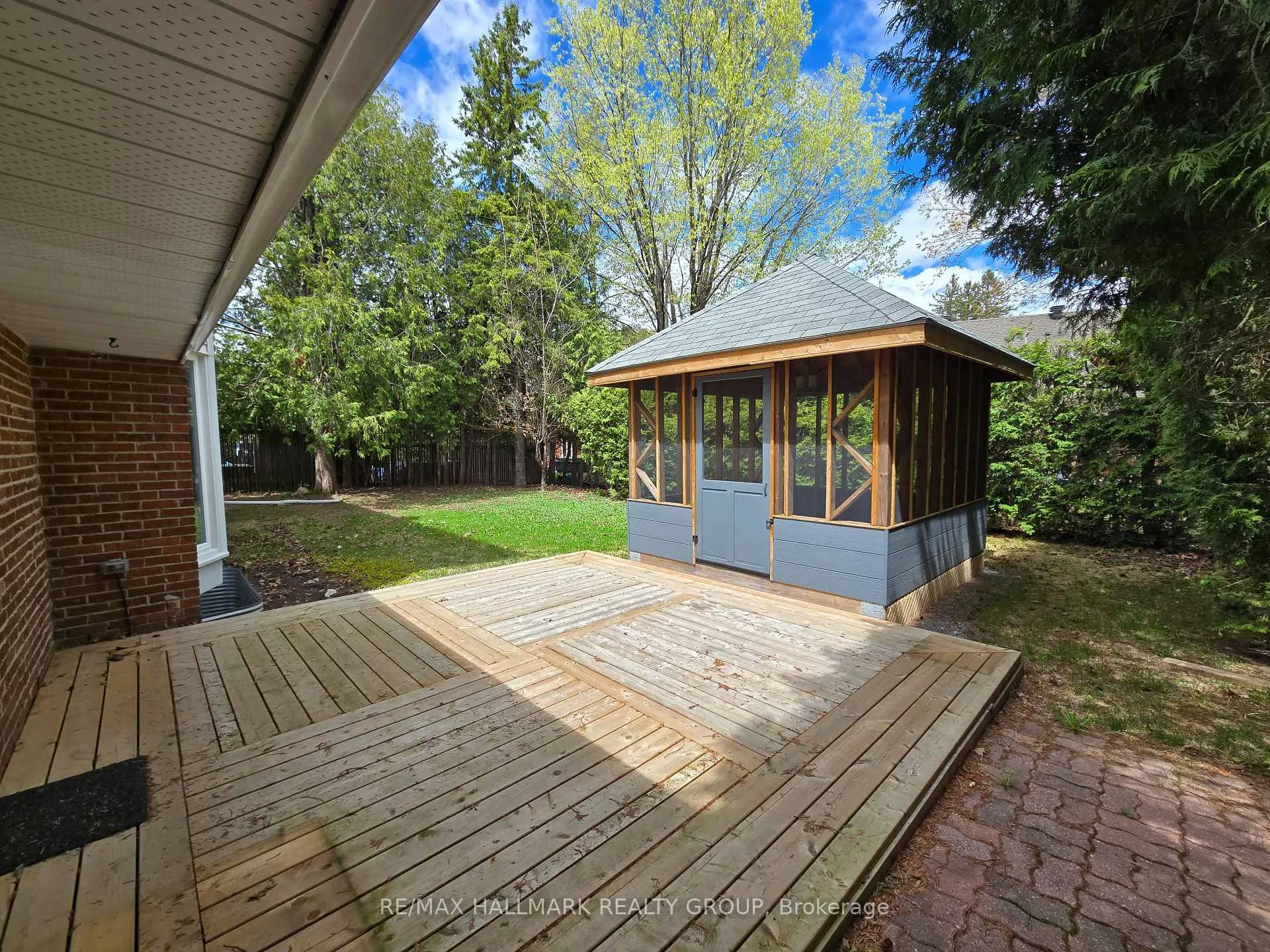 Photo 26 of 19 Kingsford Crescent, Ottawa, Kanata - Beaverbrook — HOMEH