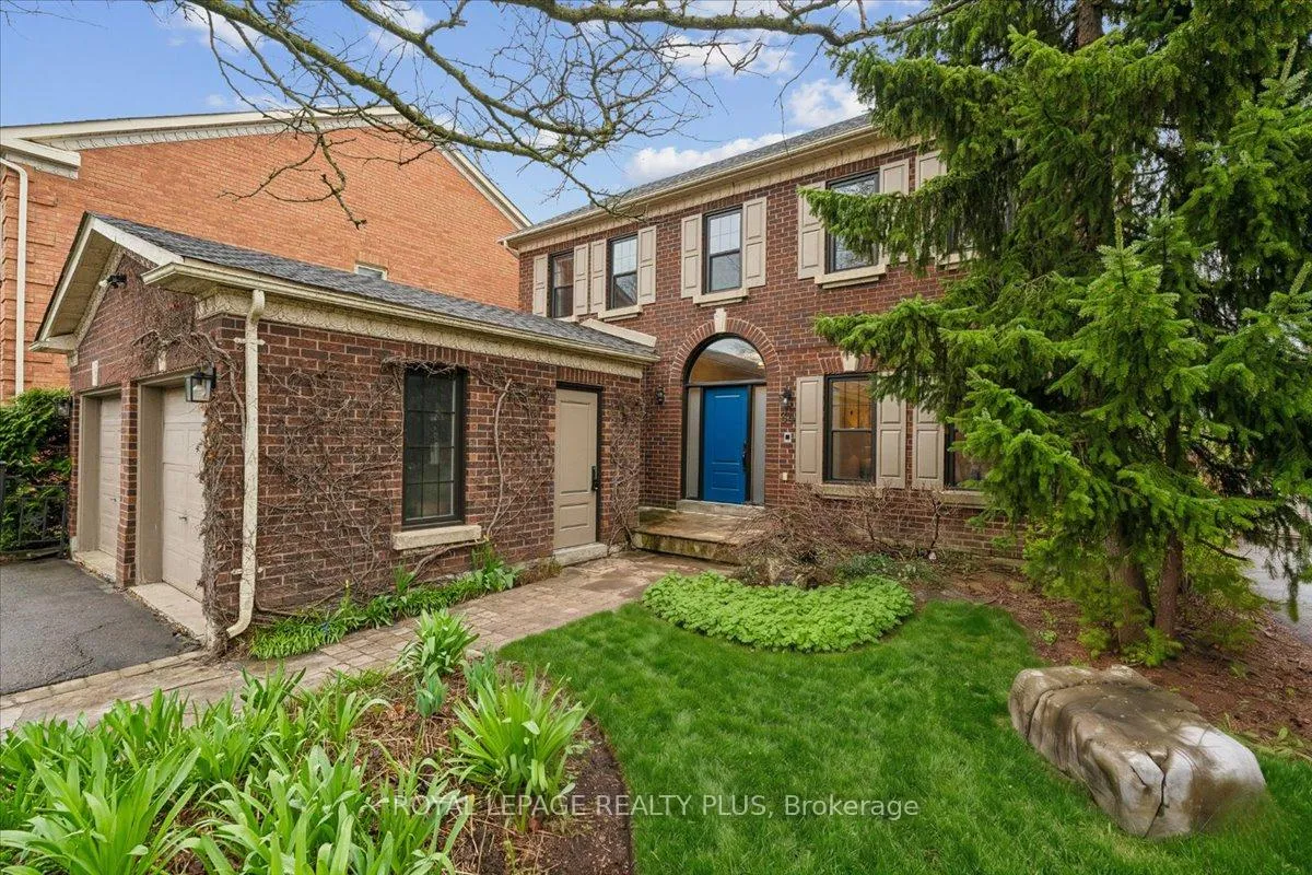 Front of 34 Theobalds Circle