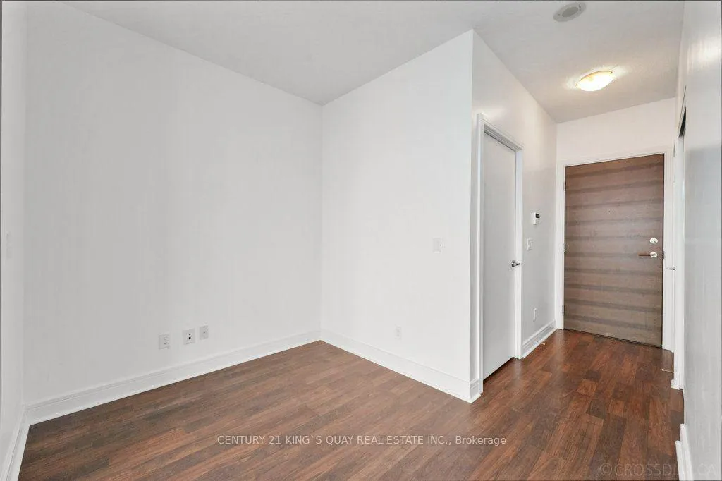 Photo 7 of Unit PH3, 35 Brian Peck Crescent, Toronto, Thorncliffe Park — HOMEH