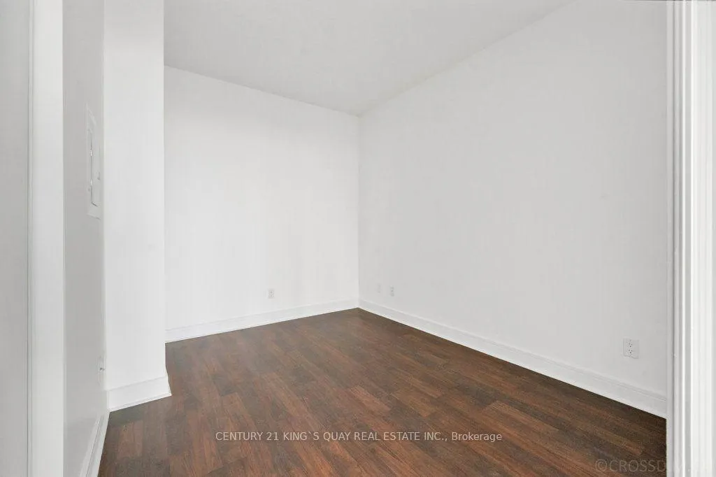 Photo 8 of Unit PH3, 35 Brian Peck Crescent, Toronto, Thorncliffe Park — HOMEH