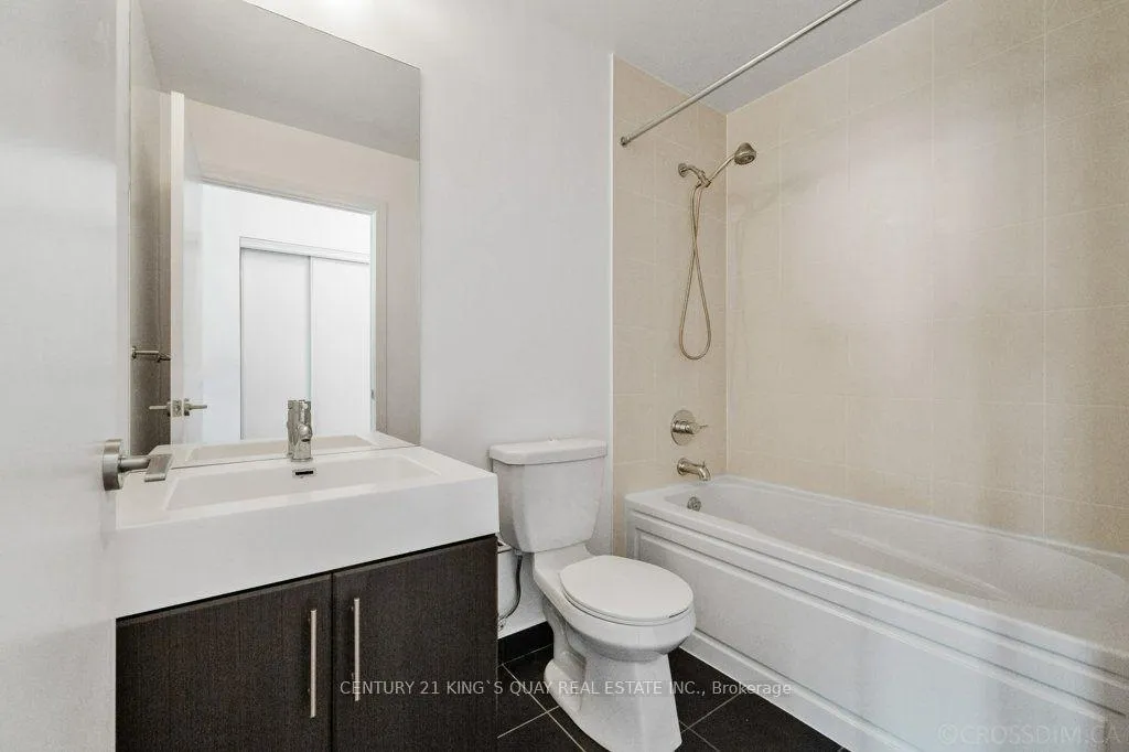 Photo 15 of Unit PH3, 35 Brian Peck Crescent, Toronto, Thorncliffe Park — HOMEH