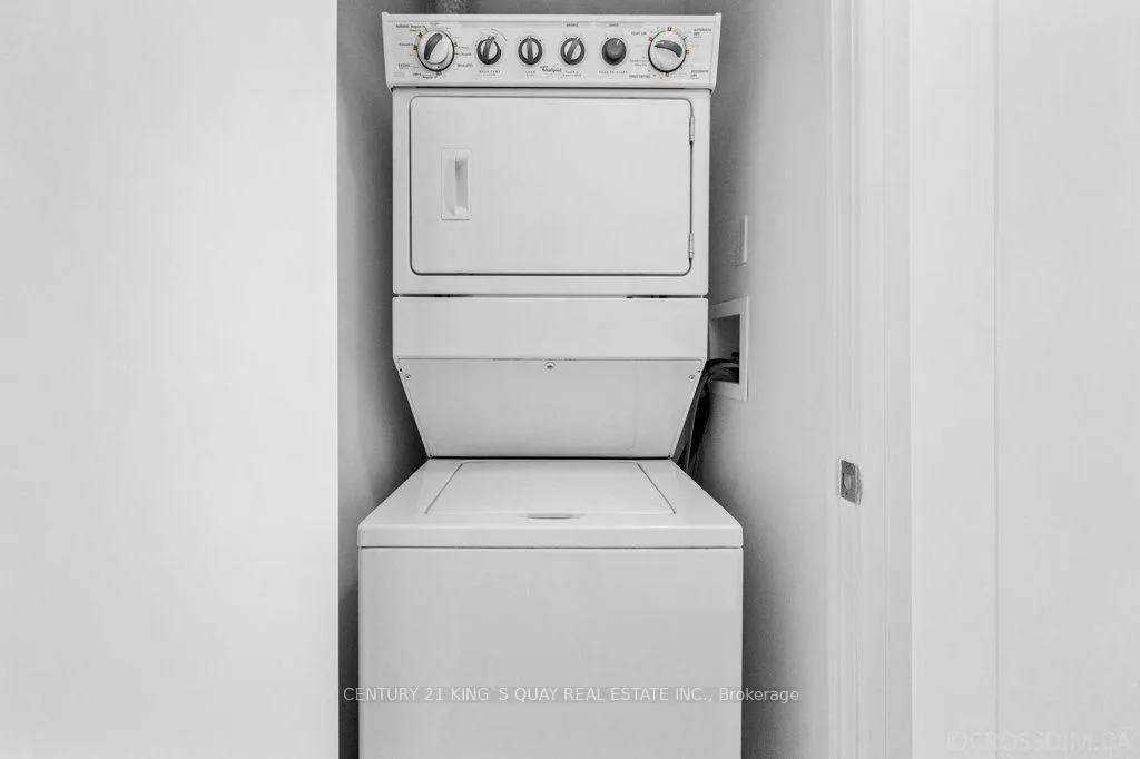 Photo 17 of Unit PH3, 35 Brian Peck Crescent, Toronto, Thorncliffe Park — HOMEH