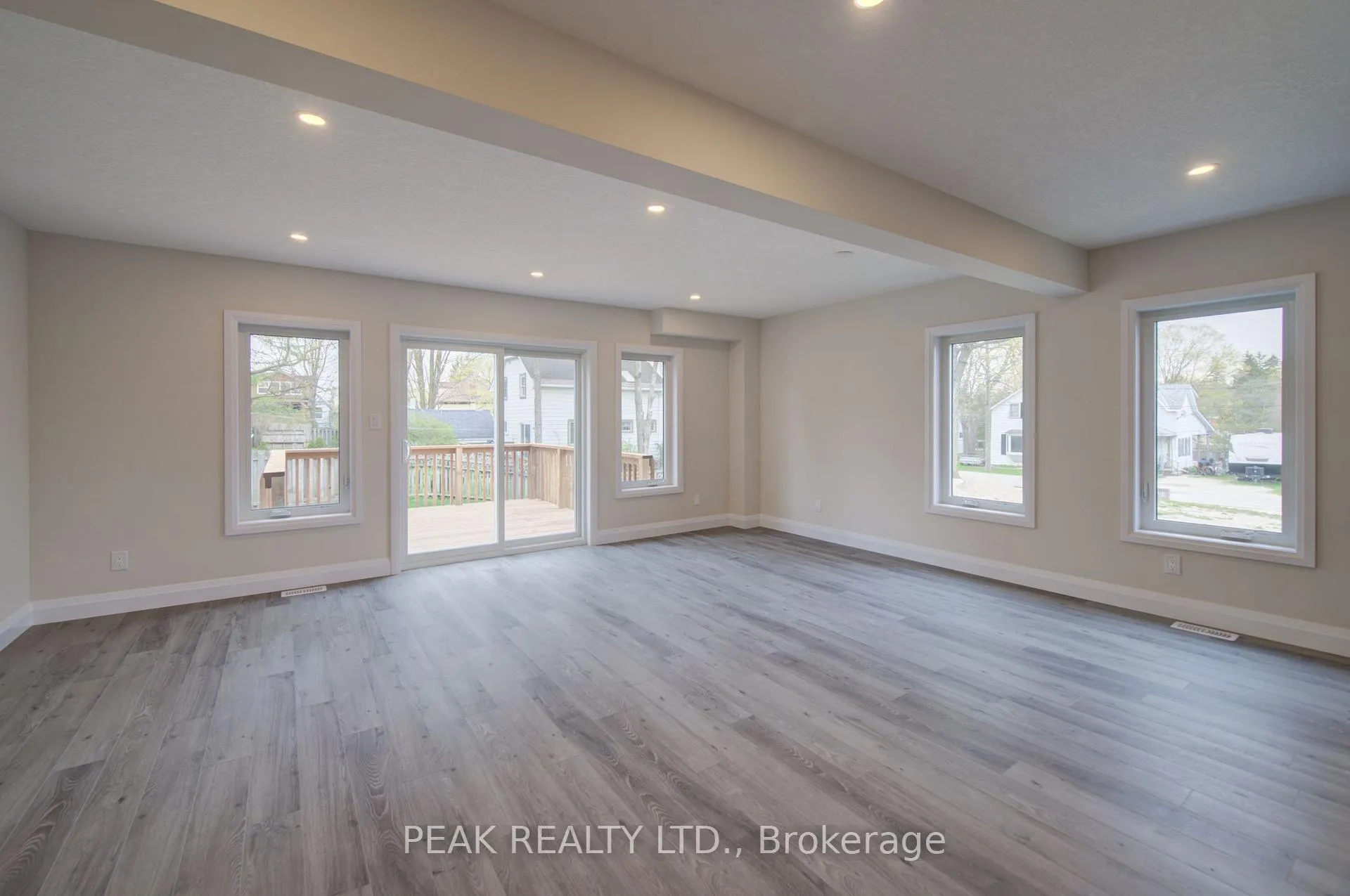 Photo 10 of 723 Elma Street W, North Perth, Listowel — HOMEH