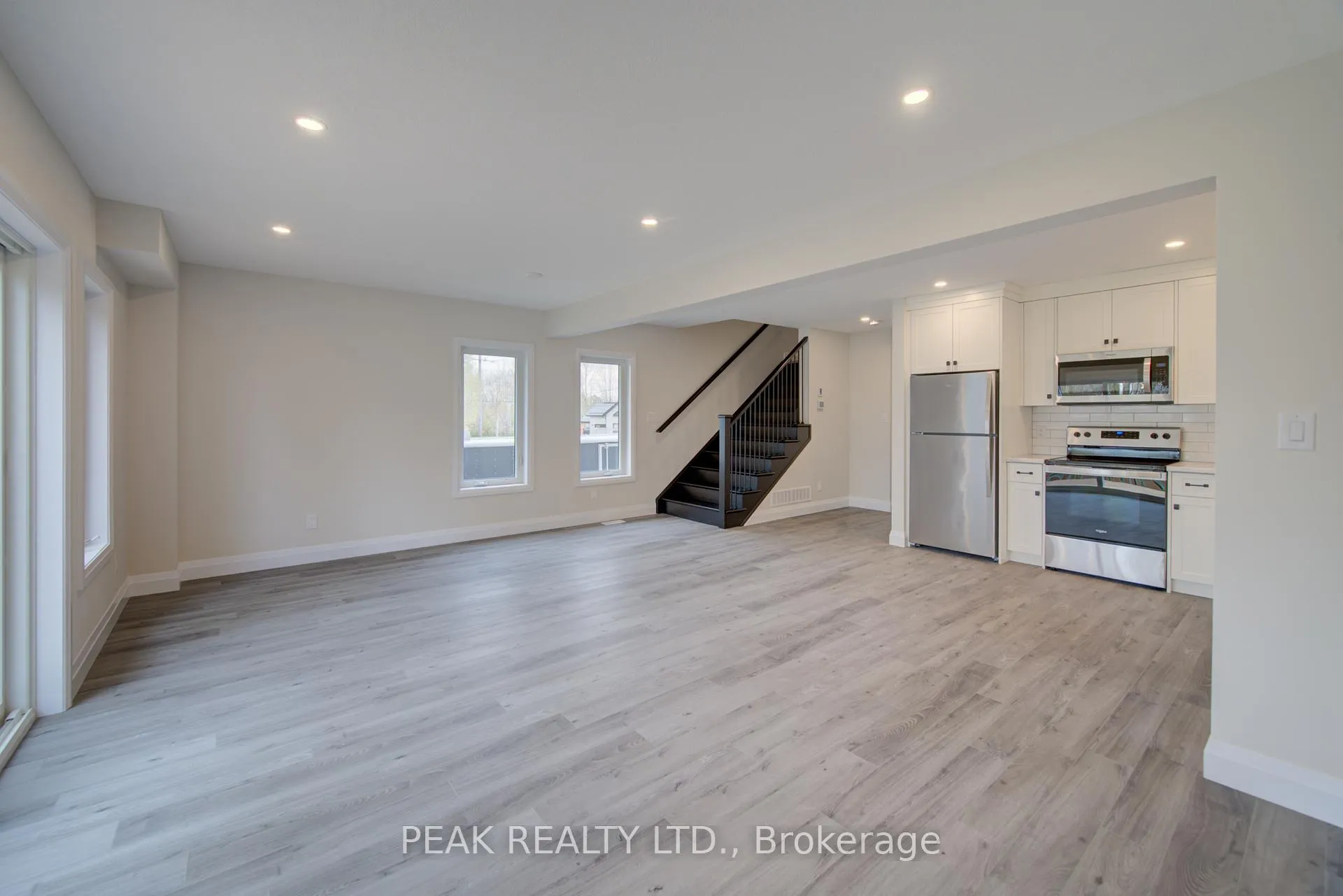 Photo 11 of 723 Elma Street W, North Perth, Listowel — HOMEH