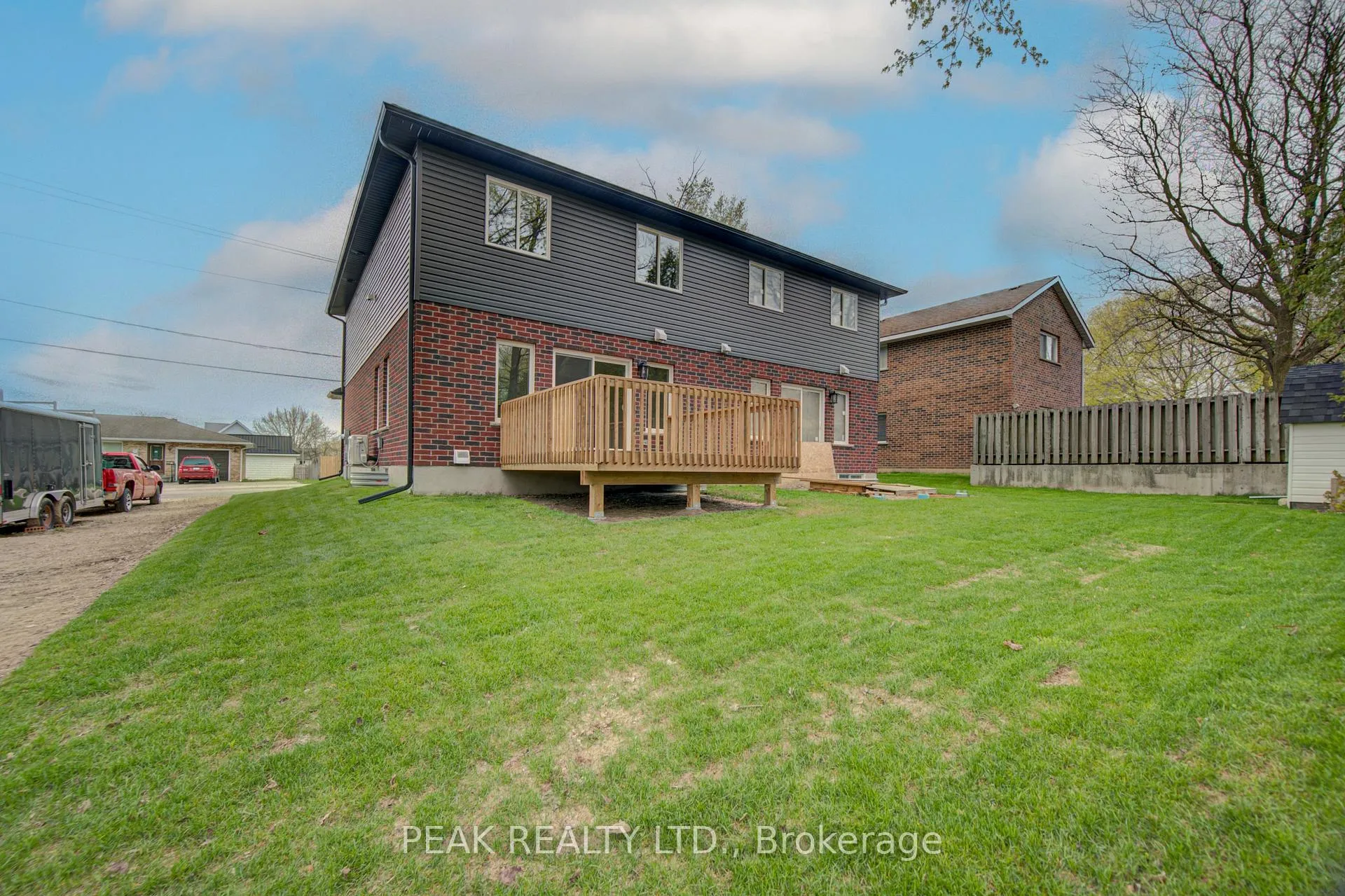 Photo 31 of 723 Elma Street W, North Perth, Listowel — HOMEH