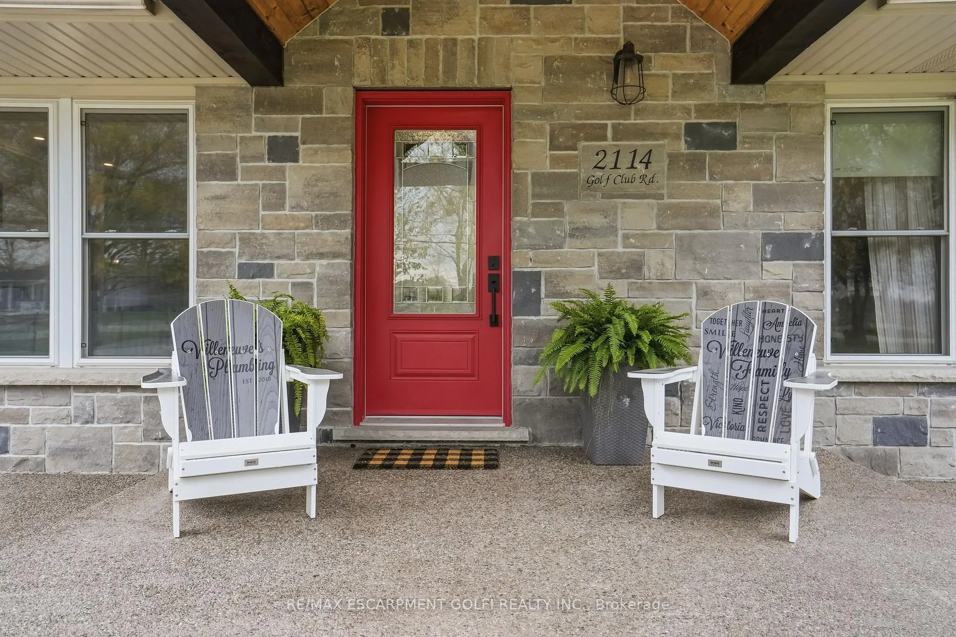 Photo 3 of 2114 Golf Club Road, Hamilton, Rural Glanbrook — HOMEH
