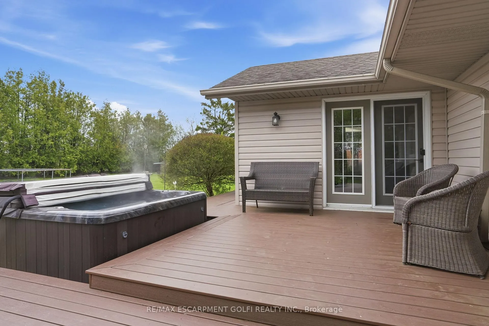 Photo 26 of 2114 Golf Club Road, Hamilton, Rural Glanbrook — HOMEH