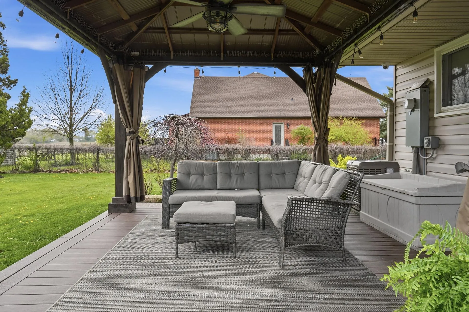 Photo 27 of 2114 Golf Club Road, Hamilton, Rural Glanbrook — HOMEH