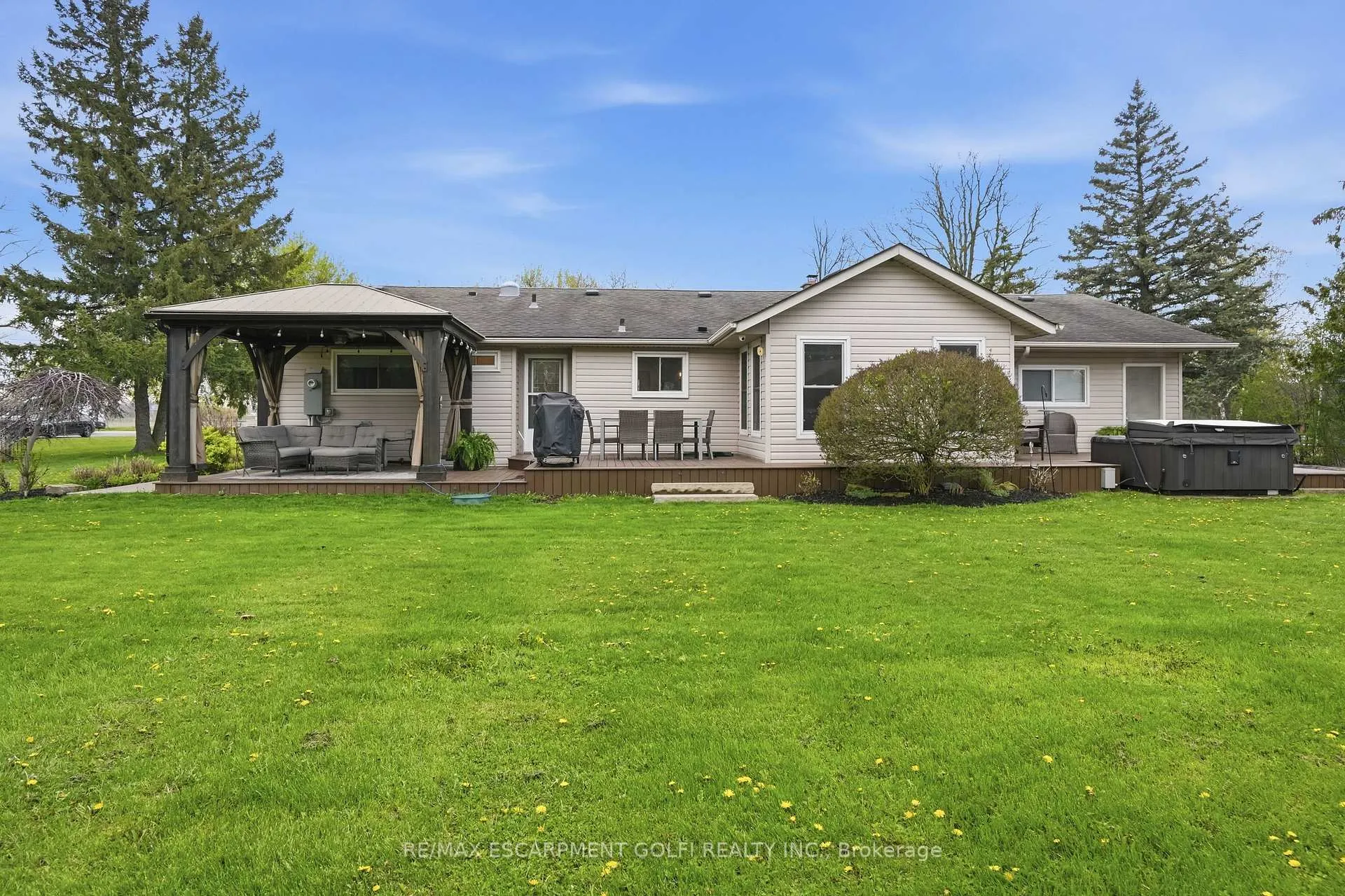 Photo 31 of 2114 Golf Club Road, Hamilton, Rural Glanbrook — HOMEH