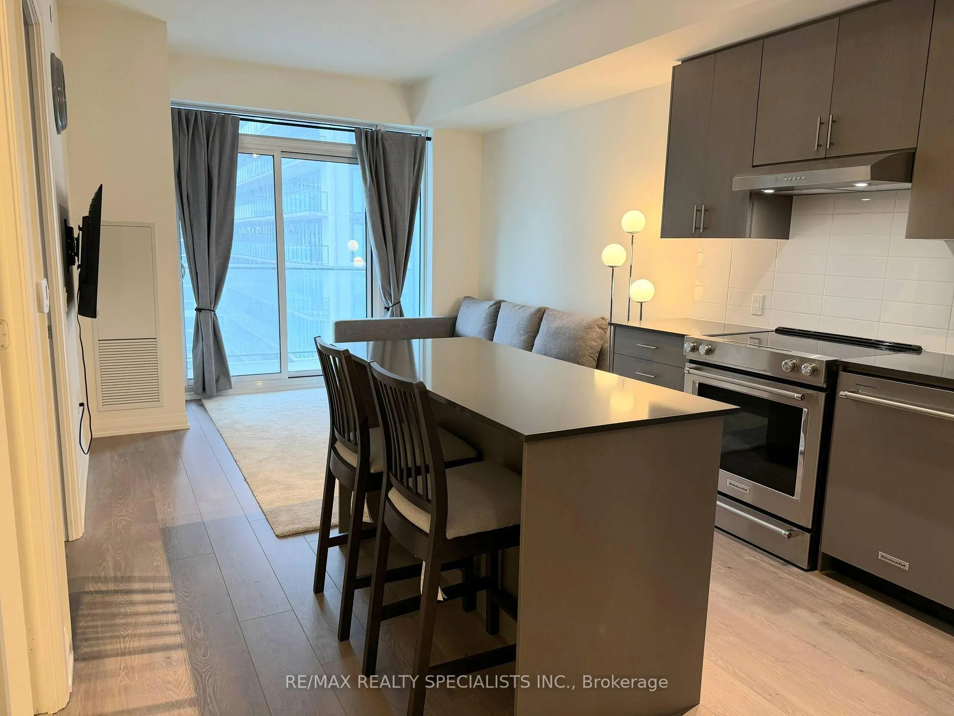 Photo 3 of Unit 2017, 8960 Jane Street, Vaughan, Vellore Village — HOMEH