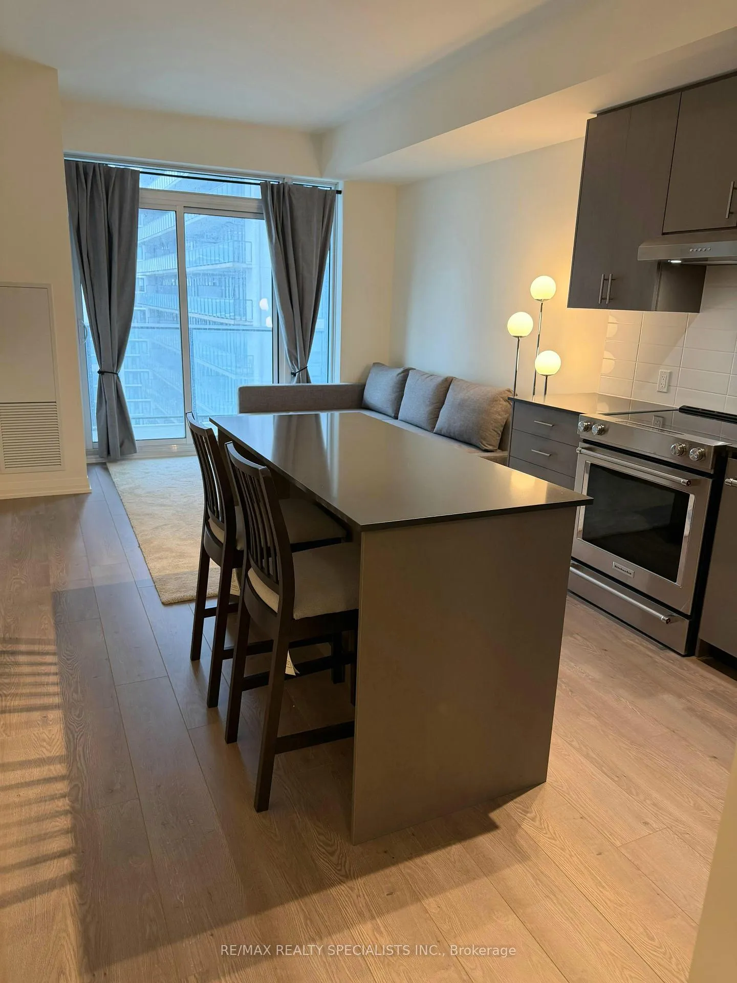 Photo 4 of Unit 2017, 8960 Jane Street, Vaughan, Vellore Village — HOMEH