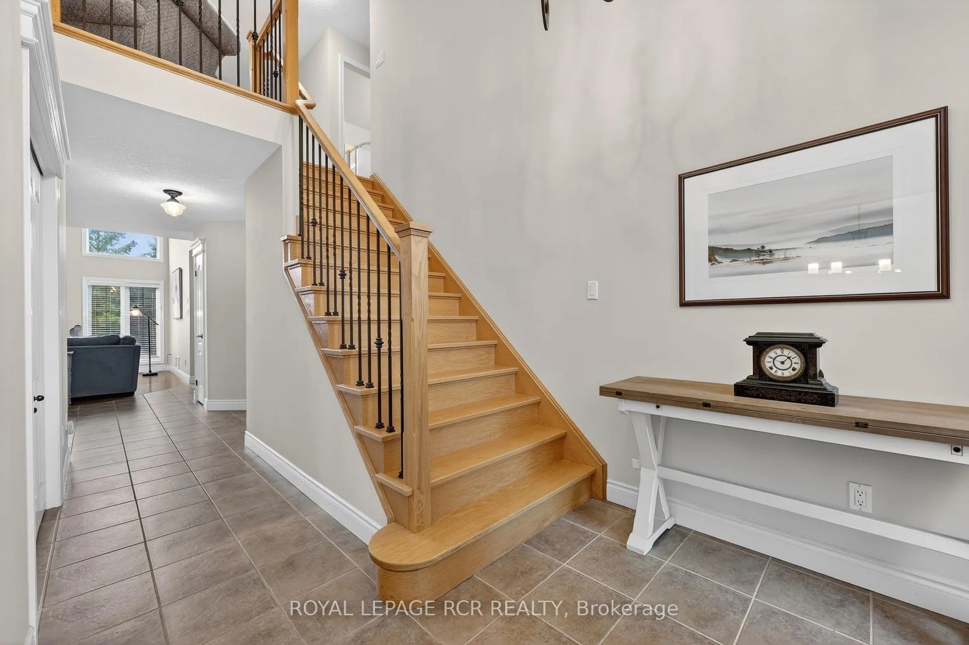 Photo 5 of Unit 5, 1 Reddington Drive, Caledon, Rural Caledon — HOMEH