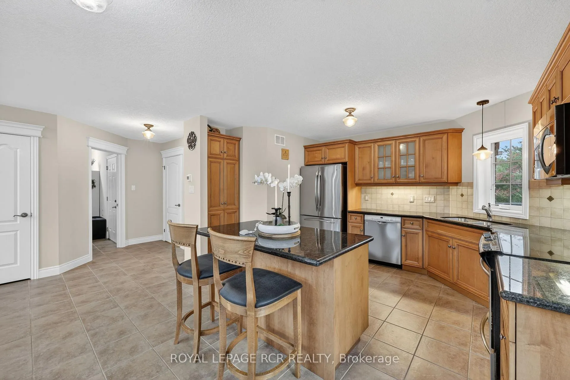 Photo 10 of Unit 5, 1 Reddington Drive, Caledon, Rural Caledon — HOMEH