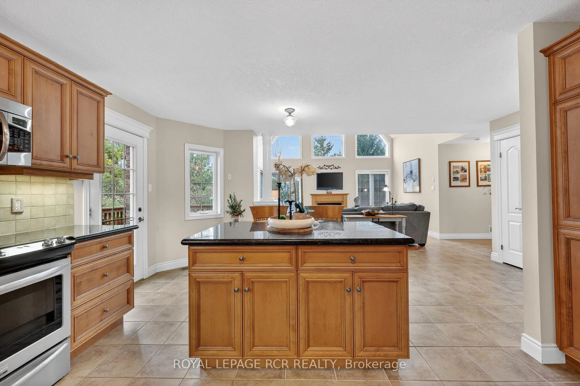 Photo 13 of Unit 5, 1 Reddington Drive, Caledon, Rural Caledon — HOMEH