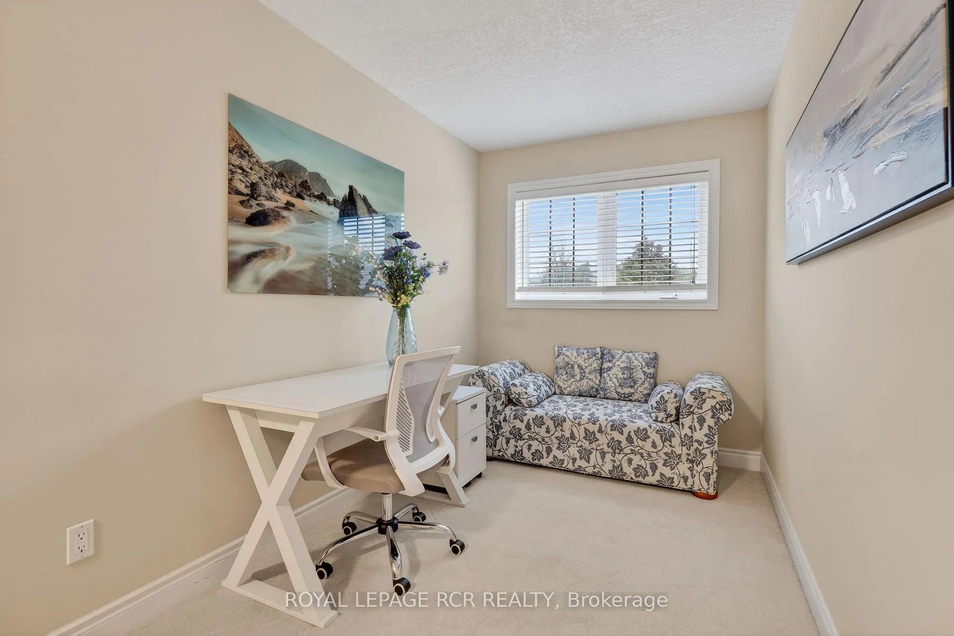 Photo 26 of Unit 5, 1 Reddington Drive, Caledon, Rural Caledon — HOMEH