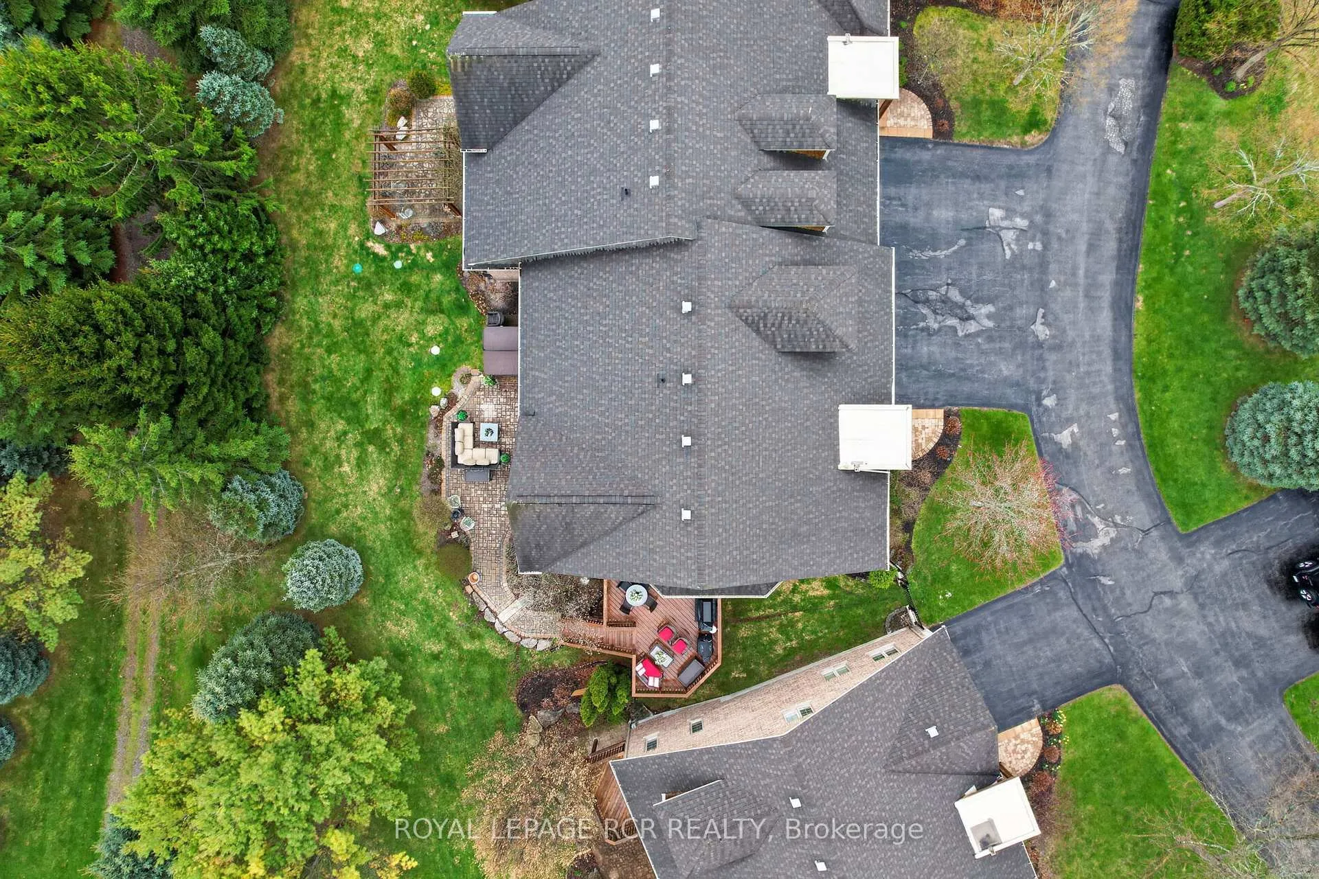 Photo 40 of Unit 5, 1 Reddington Drive, Caledon, Rural Caledon — HOMEH