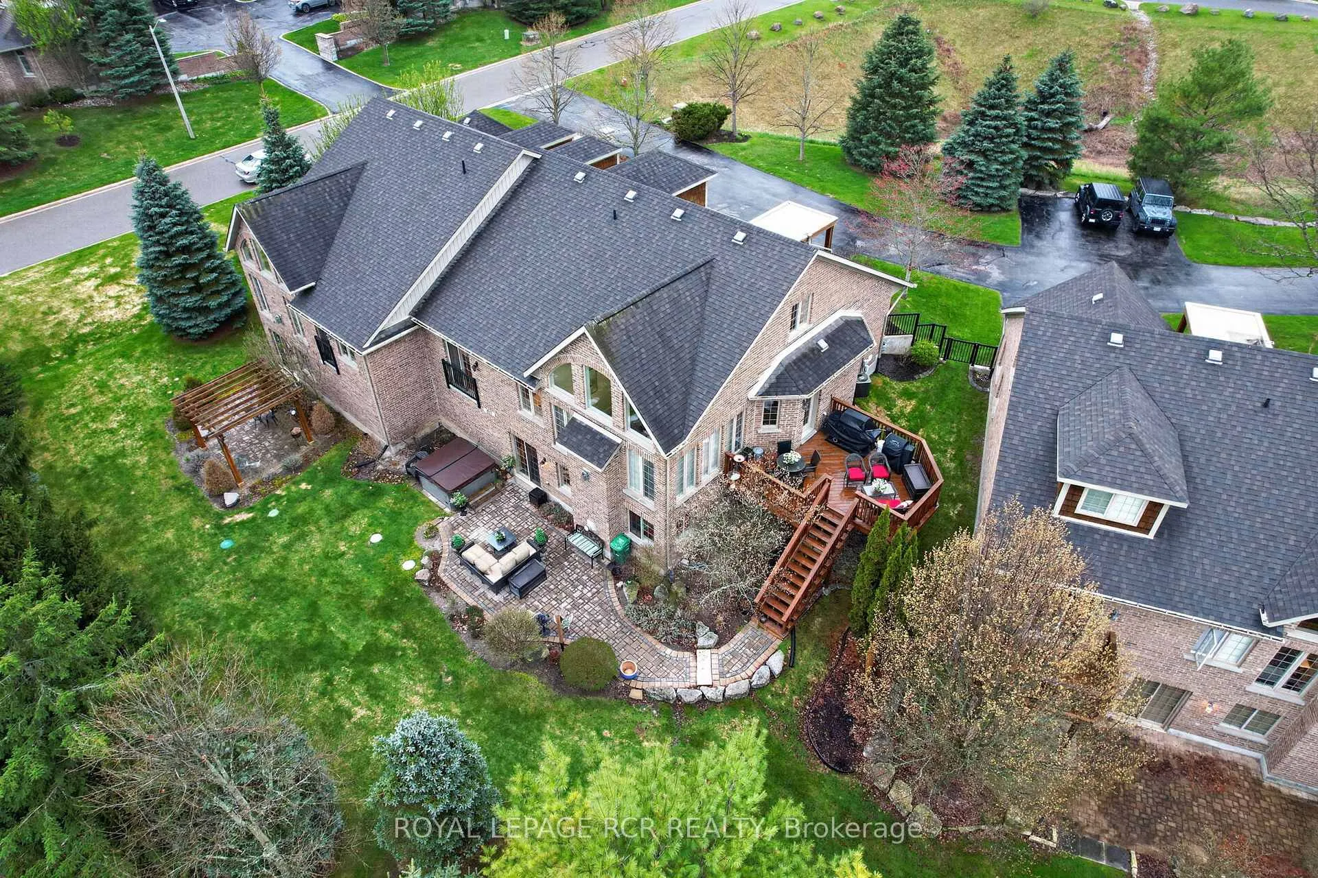 Photo 41 of Unit 5, 1 Reddington Drive, Caledon, Rural Caledon — HOMEH