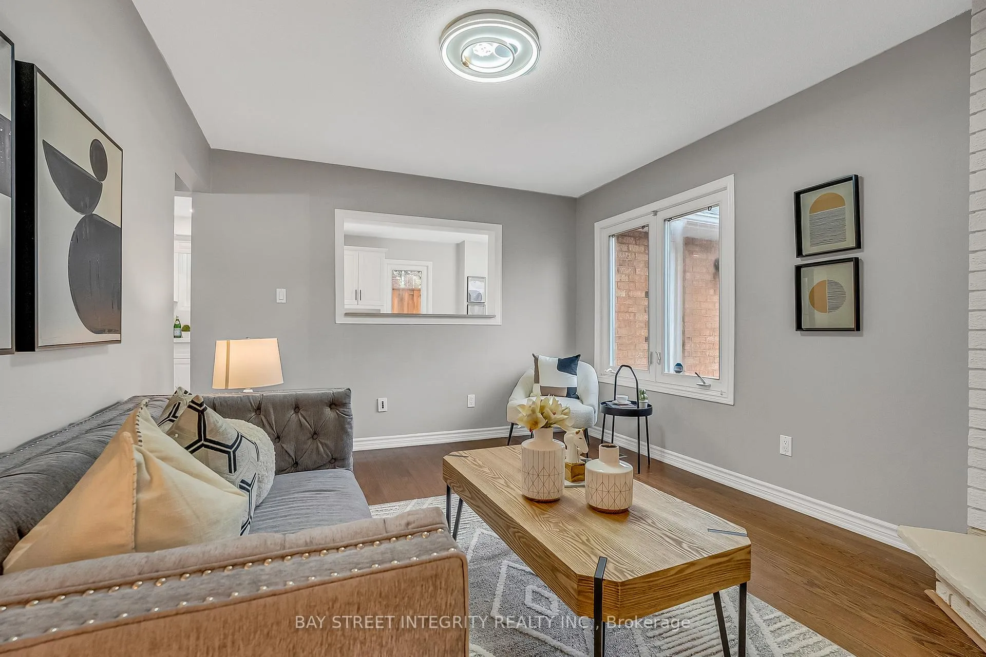Photo 12 of 354 Waterside Crescent, Vaughan, Maple — HOMEH