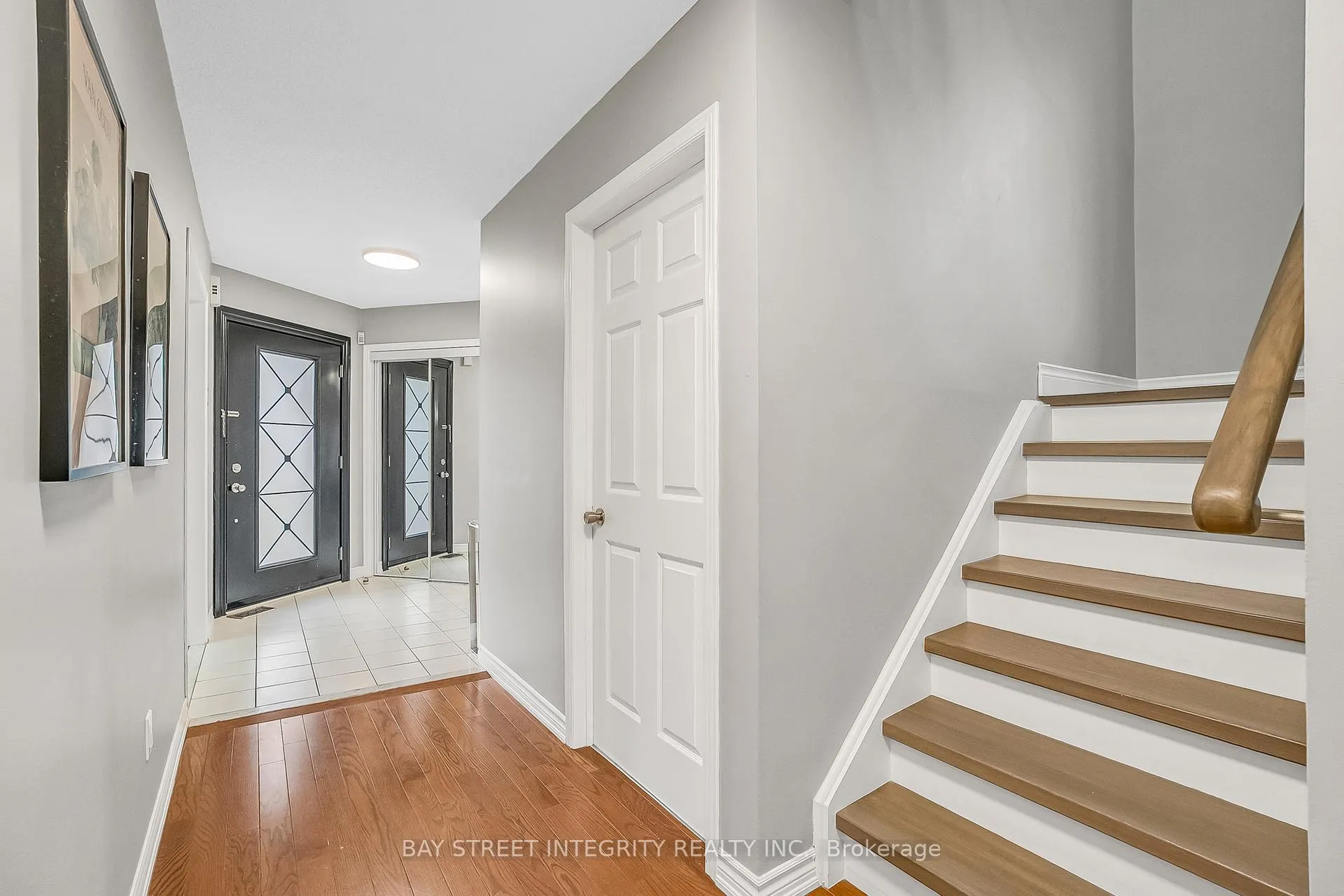 Photo 20 of 354 Waterside Crescent, Vaughan, Maple — HOMEH
