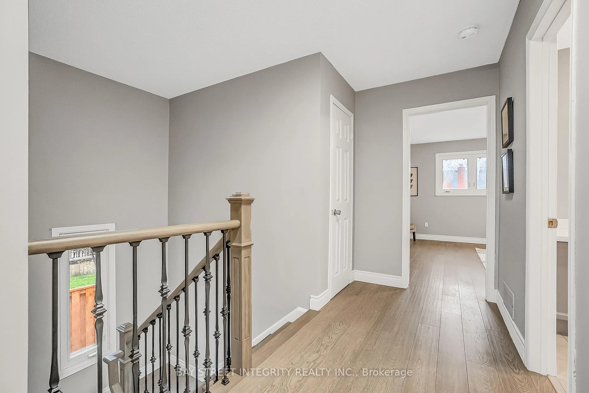 Photo 22 of 354 Waterside Crescent, Vaughan, Maple — HOMEH