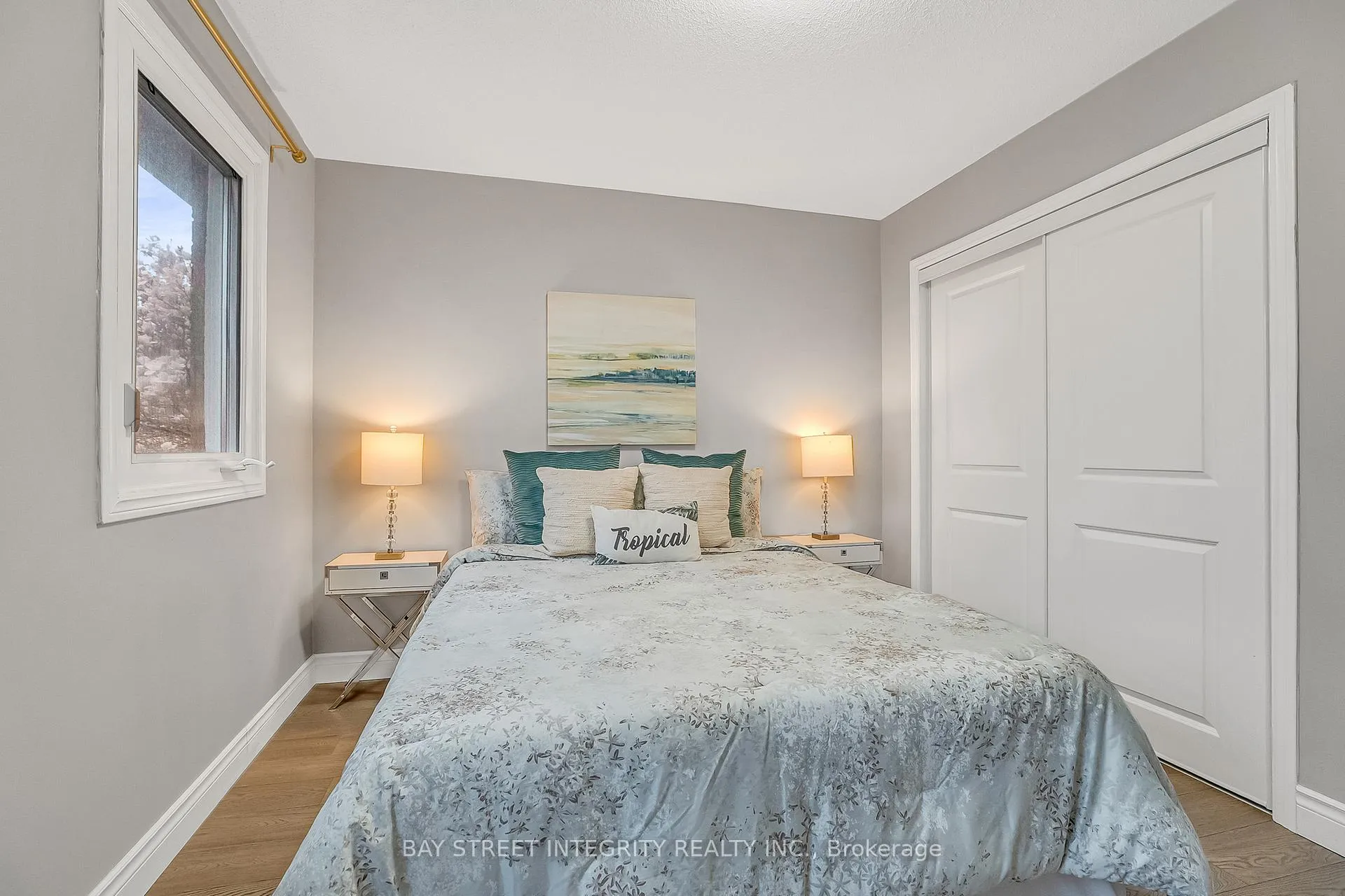 Photo 30 of 354 Waterside Crescent, Vaughan, Maple — HOMEH