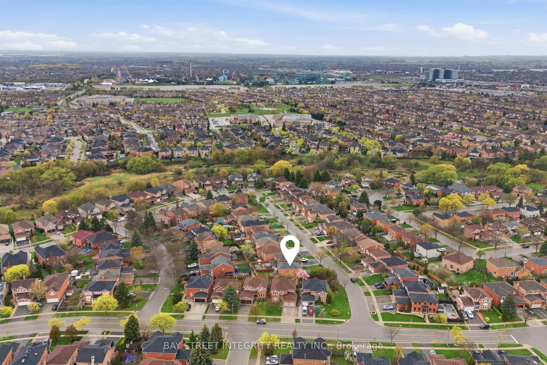 Photo 39 of 354 Waterside Crescent, Vaughan, Maple — HOMEH