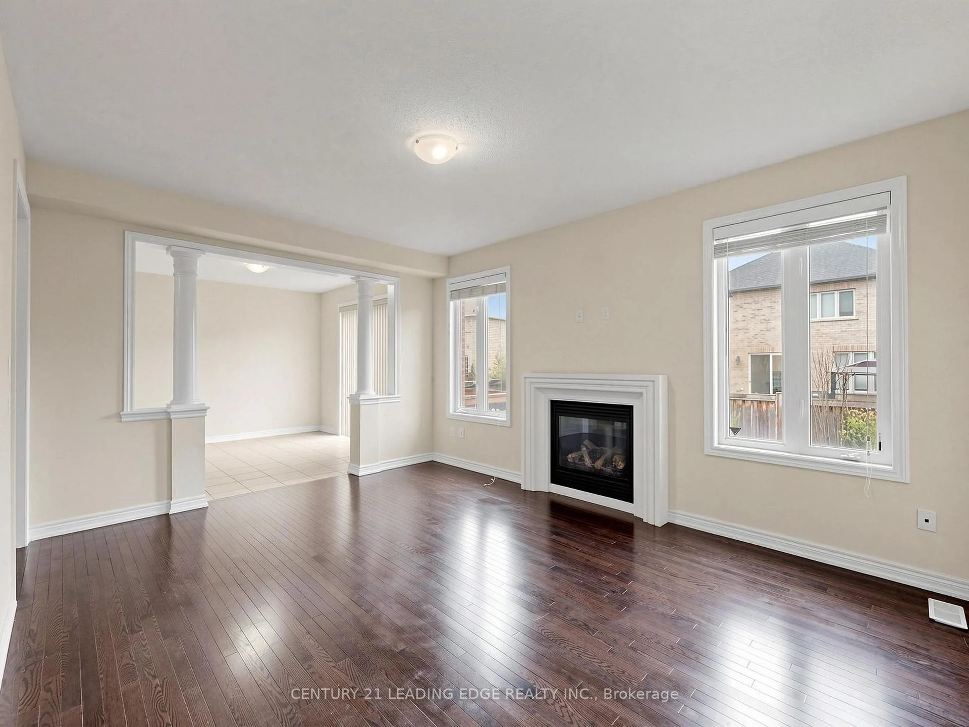 Photo 7 of 51 Drummondville Drive, Brampton, Bram East — HOMEH