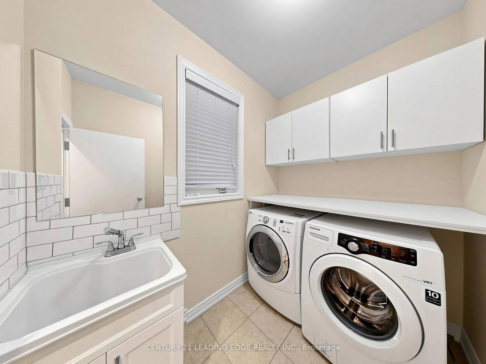 Photo 16 of 51 Drummondville Drive, Brampton, Bram East — HOMEH