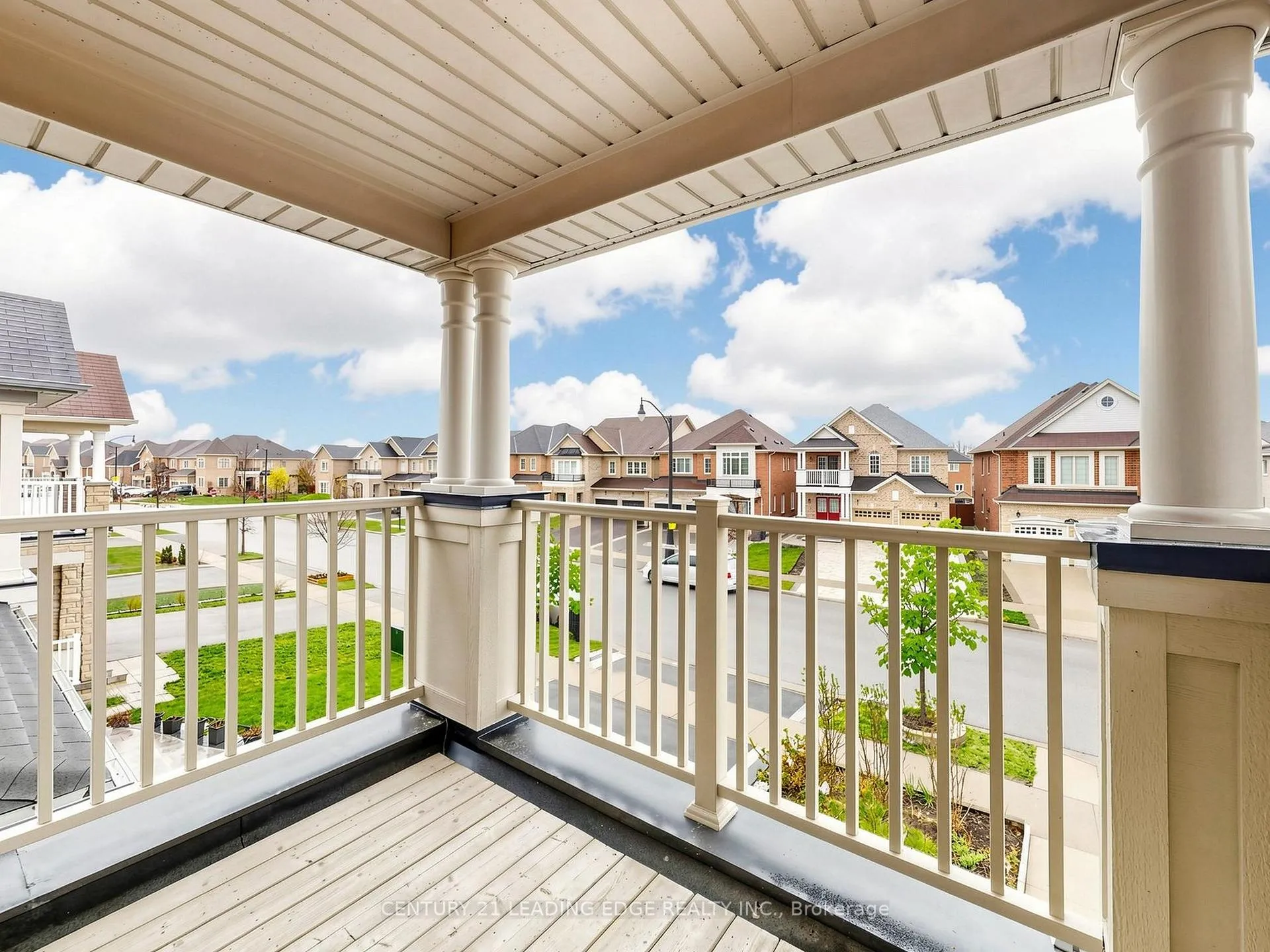Photo 45 of 51 Drummondville Drive, Brampton, Bram East — HOMEH