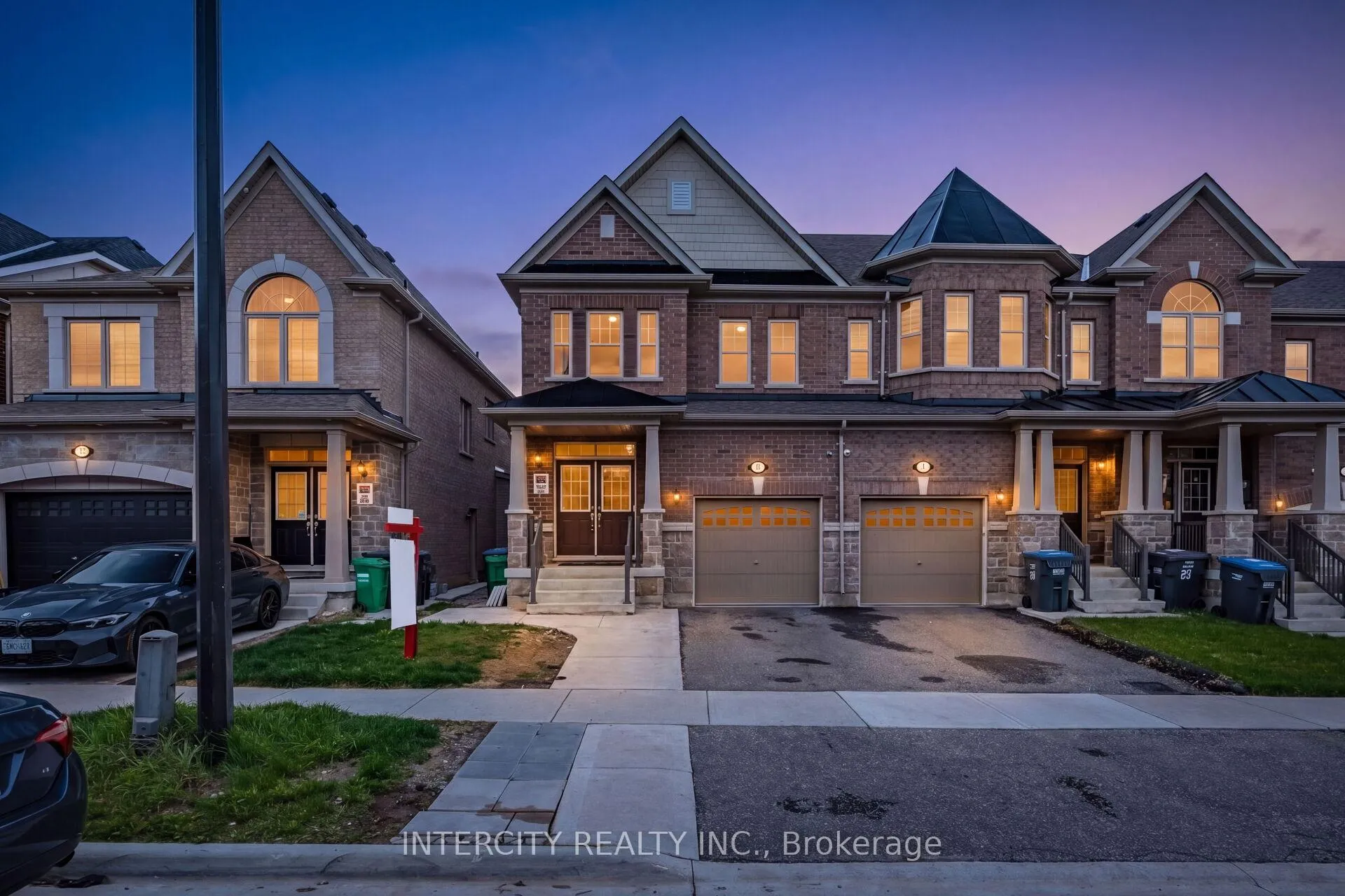 Photo 1 of 31 Matterhorn Road, Brampton, Northwest Brampton — HOMEH