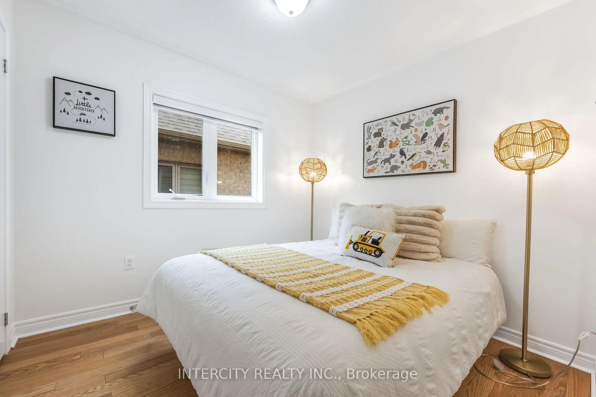 Photo 34 of 31 Matterhorn Road, Brampton, Northwest Brampton — HOMEH