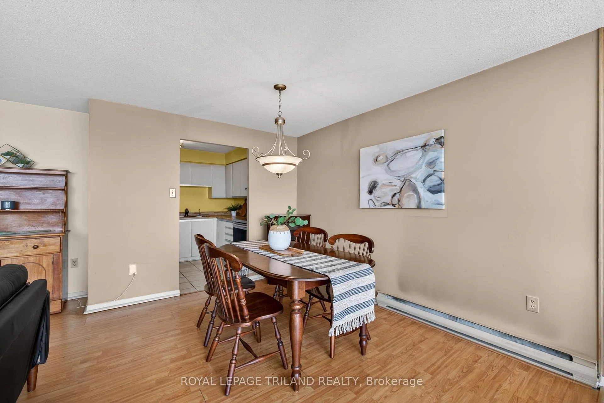 Photo 14 of Unit 810, 127 Belmont Drive, London, South O — HOMEH