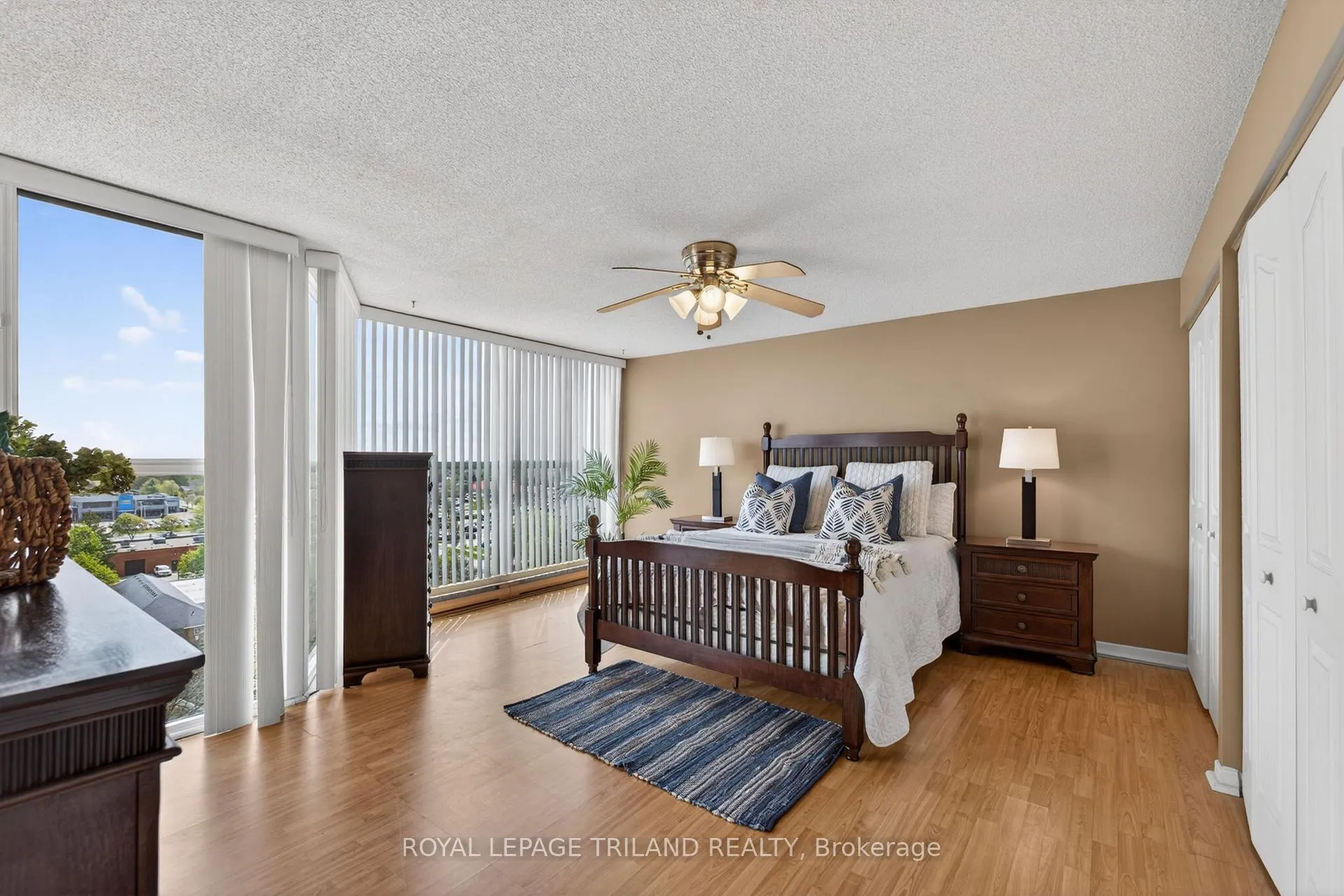 Photo 23 of Unit 810, 127 Belmont Drive, London, South O — HOMEH