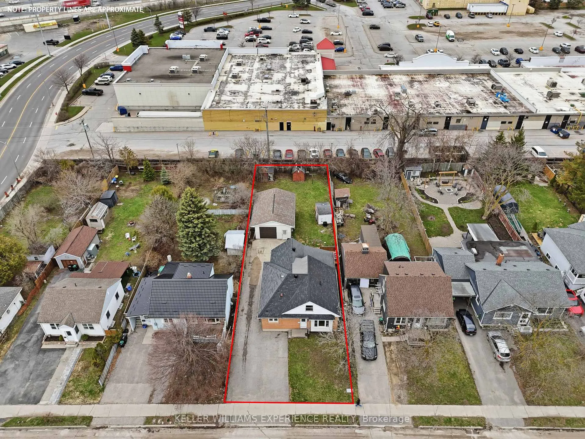 Photo 38 of 98 Donald Street, Barrie, Queen's Park — HOMEH