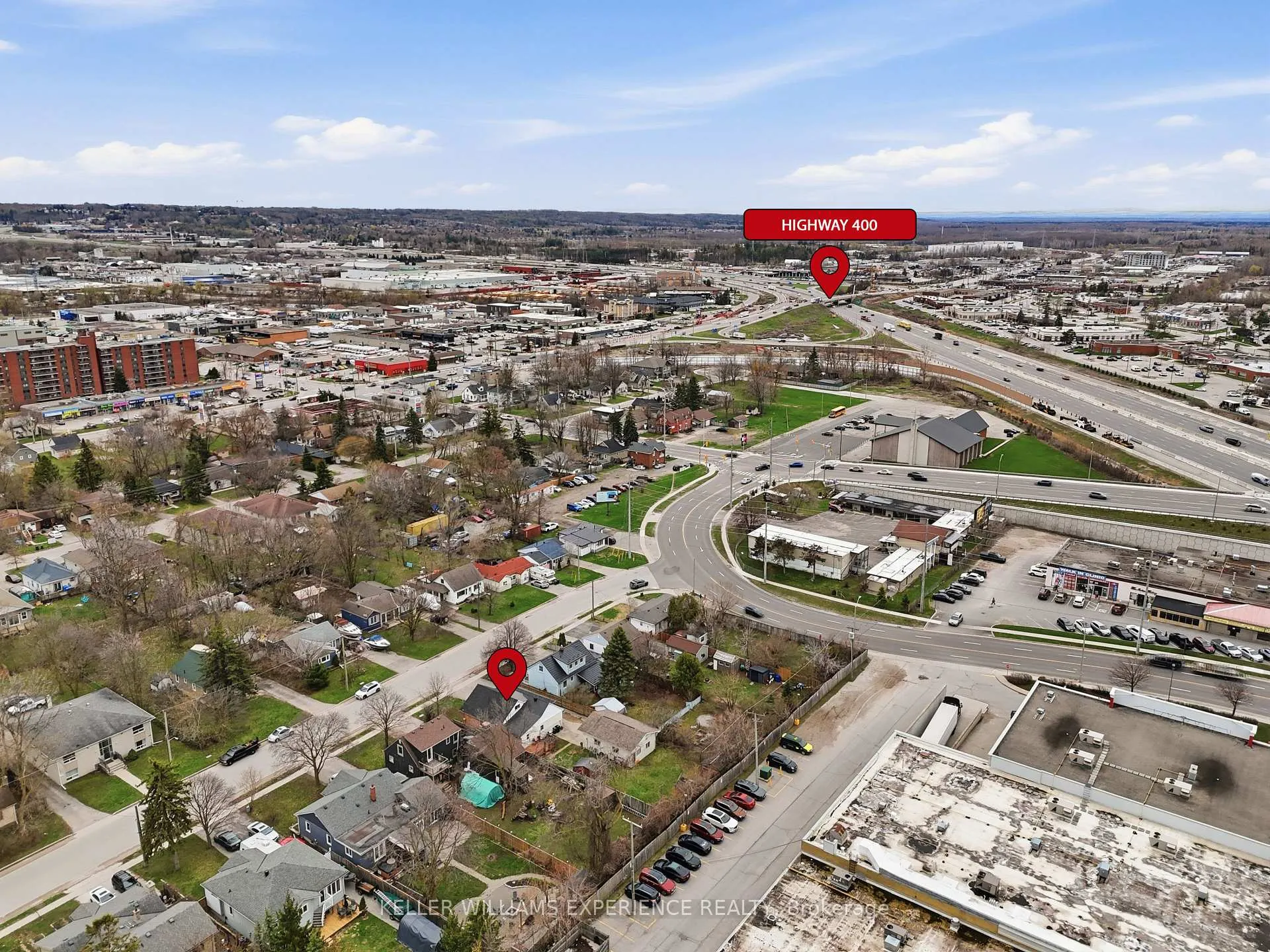 Photo 42 of 98 Donald Street, Barrie, Queen's Park — HOMEH