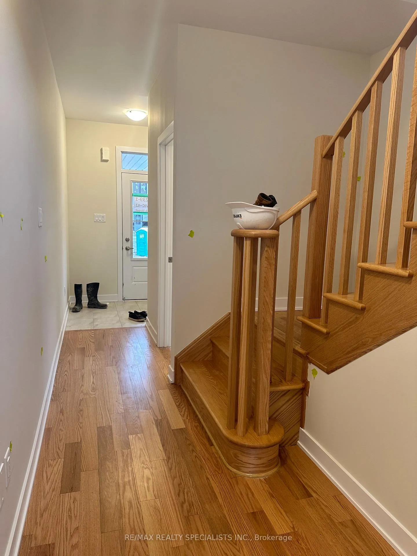 Photo 4 of 42 Rowlock Street, Welland, Dain City — HOMEH