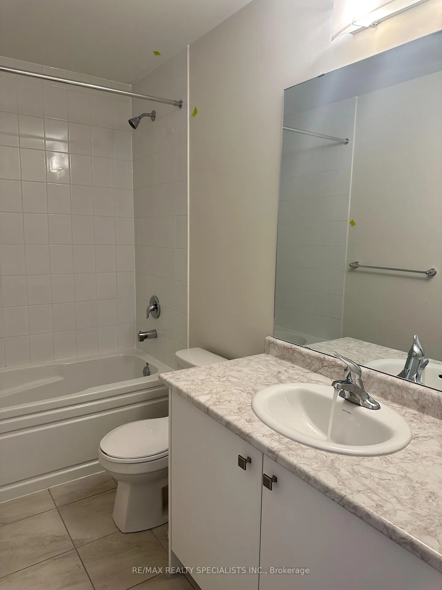 Photo 16 of 42 Rowlock Street, Welland, Dain City — HOMEH