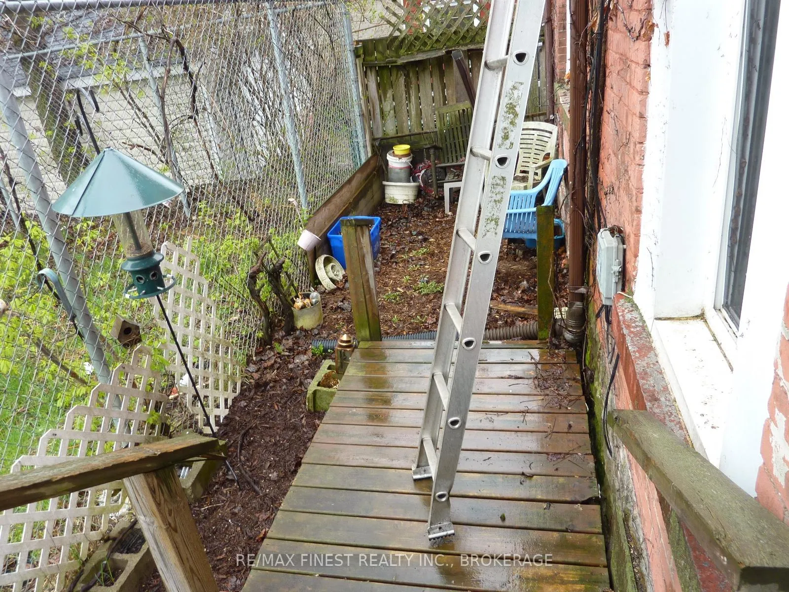 Photo 7 of 283 Montreal Street, Kingston, East of Sir John A. Blvd — HOMEH